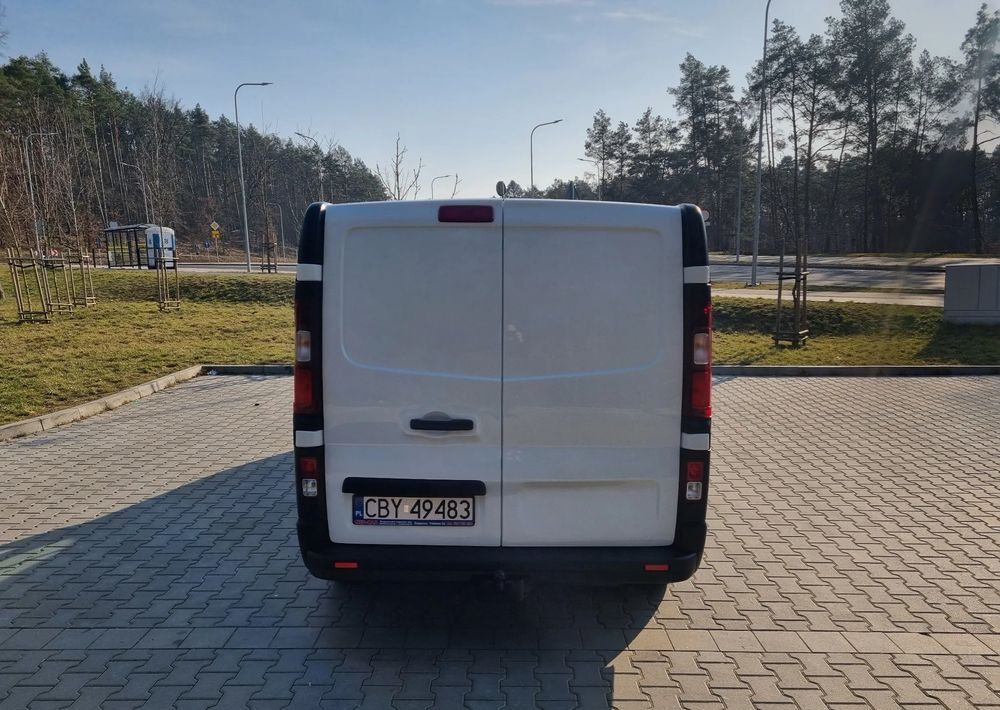 Mali kombi Renault Trafic: slika Mali kombi Renault Trafic Mali kombi Renault Trafic: slika Mali kombi Renault Trafic