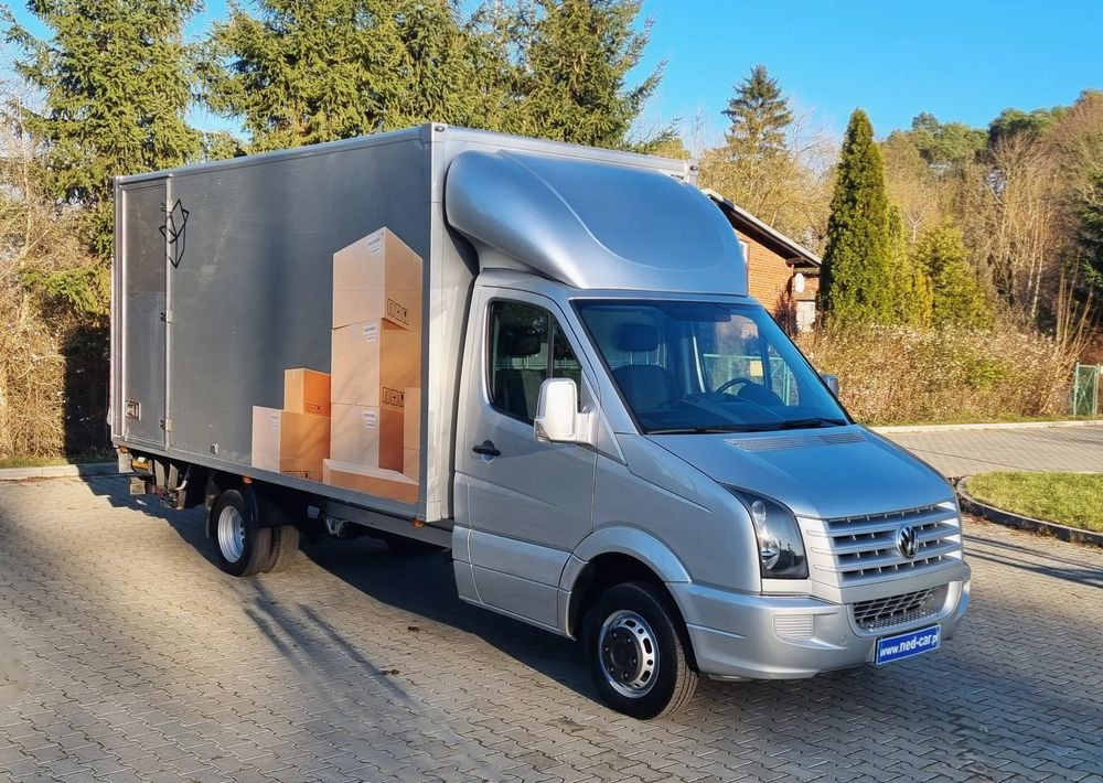 Volkswagen Crafter - Dostavno vozilo sa zatvorenim sandukom: slika Volkswagen Crafter - Dostavno vozilo sa zatvorenim sandukom Volkswagen Crafter - Dostavno vozilo sa zatvorenim sandukom: slika Volkswagen Crafter - Dostavno vozilo sa zatvorenim sandukom