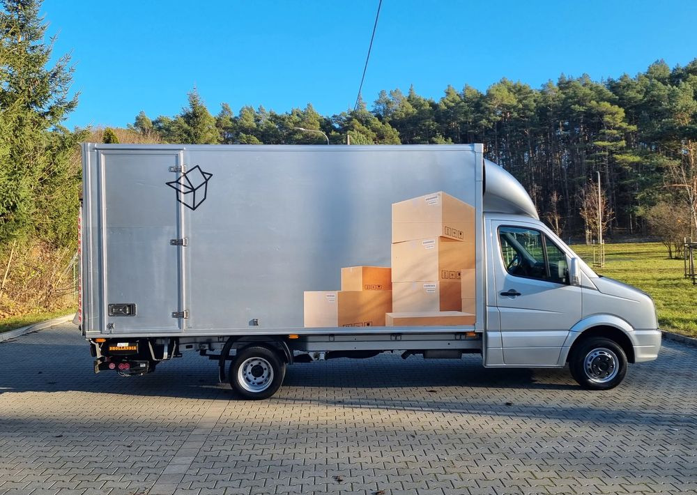 Volkswagen Crafter - Dostavno vozilo sa zatvorenim sandukom: slika Volkswagen Crafter - Dostavno vozilo sa zatvorenim sandukom Volkswagen Crafter - Dostavno vozilo sa zatvorenim sandukom: slika Volkswagen Crafter - Dostavno vozilo sa zatvorenim sandukom
