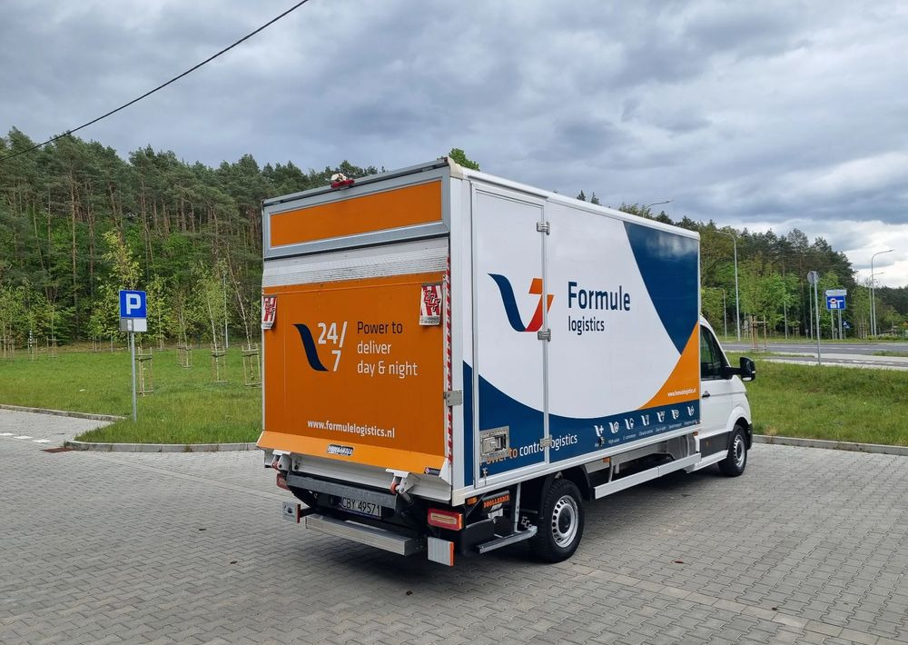 Volkswagen Crafter - Dostavno vozilo sa zatvorenim sandukom: slika Volkswagen Crafter - Dostavno vozilo sa zatvorenim sandukom Volkswagen Crafter - Dostavno vozilo sa zatvorenim sandukom: slika Volkswagen Crafter - Dostavno vozilo sa zatvorenim sandukom