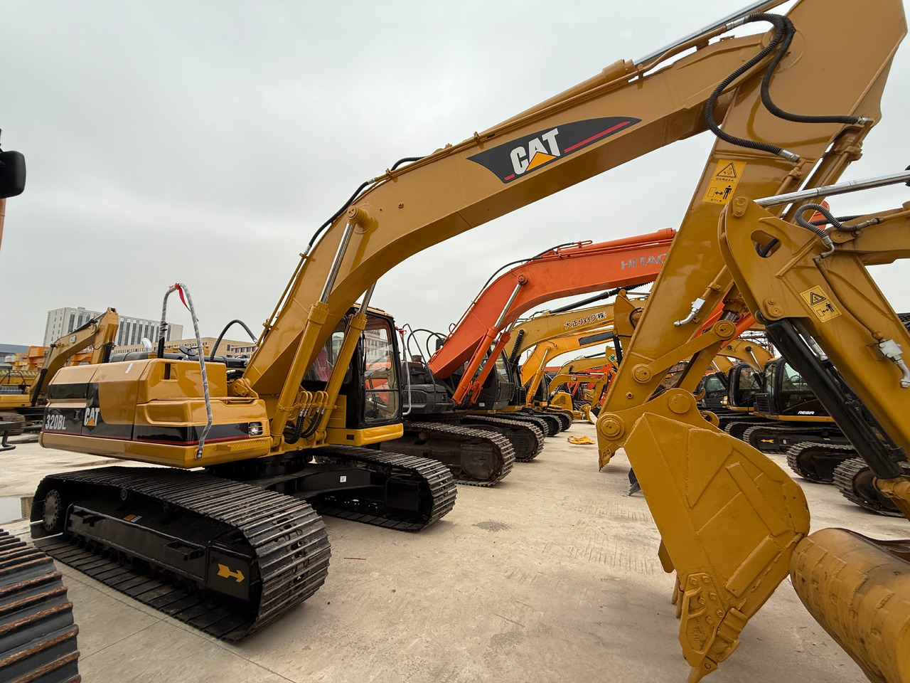 CAT CAT320BL excavator low price for sale - Bager gusjeničar: slika CAT CAT320BL excavator low price for sale - Bager gusjeničar CAT CAT320BL excavator low price for sale - Bager gusjeničar: slika CAT CAT320BL excavator low price for sale - Bager gusjeničar