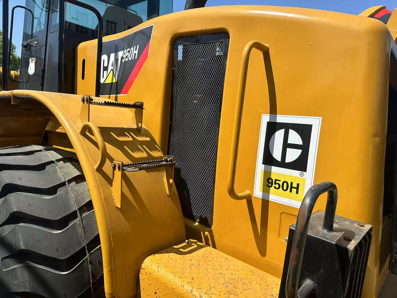 CATERPILLAR 950H wheel loader in stock for sale - Utovarivač na kotačima: slika CATERPILLAR 950H wheel loader in stock for sale - Utovarivač na kotačima CATERPILLAR 950H wheel loader in stock for sale - Utovarivač na kotačima: slika CATERPILLAR 950H wheel loader in stock for sale - Utovarivač na kotačima