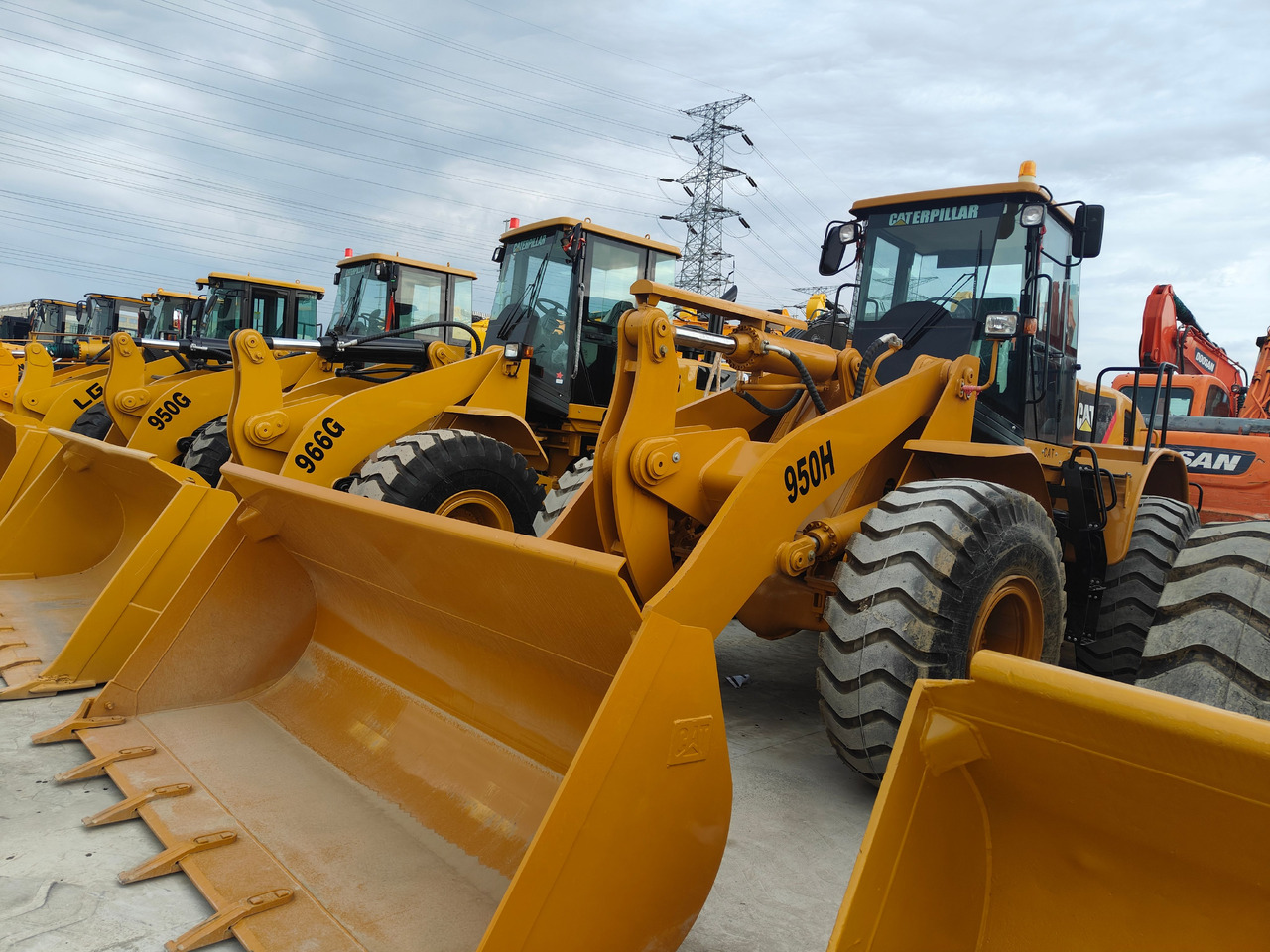 CATERPILLAR 950h in stock good quality ready to work - Utovarivač na kotačima: slika CATERPILLAR 950h in stock good quality ready to work - Utovarivač na kotačima CATERPILLAR 950h in stock good quality ready to work - Utovarivač na kotačima: slika CATERPILLAR 950h in stock good quality ready to work - Utovarivač na kotačima