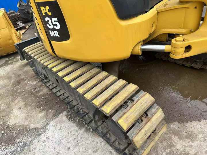 CE/EPA Certified! Komatsu Pc 35 Used Excavator komatsu Pc35 Mini 3 Ton Crawler Excavator with Rubber Track for Sale - Mini bager: slika CE/EPA Certified! Komatsu Pc 35 Used Excavator komatsu Pc35 Mini 3 Ton Crawler Excavator with Rubber Track for Sale - Mini bager CE/EPA Certified! Komatsu Pc 35 Used Excavator komatsu Pc35 Mini 3 Ton Crawler Excavator with Rubber Track for Sale - Mini bager: slika CE/EPA Certified! Komatsu Pc 35 Used Excavator komatsu Pc35 Mini 3 Ton Crawler Excavator with Rubber Track for Sale - Mini bager