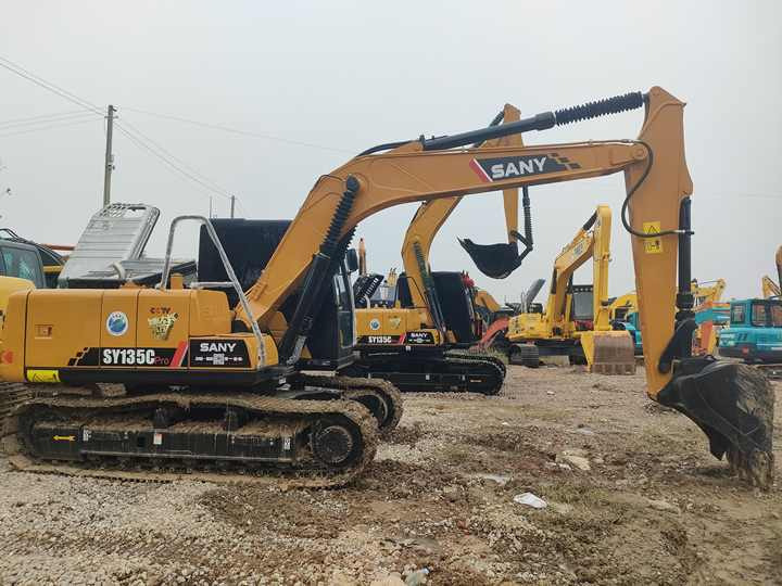 China Brand Used Sany China Brand Used Sany Sy135c Mini Excavator 6ton Crawler Earth Digger Machine for Sale - Mini bager: slika China Brand Used Sany China Brand Used Sany Sy135c Mini Excavator 6ton Crawler Earth Digger Machine for Sale - Mini bager China Brand Used Sany China Brand Used Sany Sy135c Mini Excavator 6ton Crawler Earth Digger Machine for Sale - Mini bager: slika China Brand Used Sany China Brand Used Sany Sy135c Mini Excavator 6ton Crawler Earth Digger Machine for Sale - Mini bager