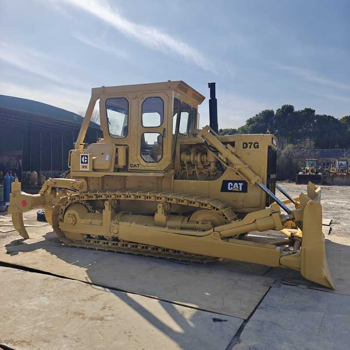 Good Condition Caterpillar CATD7G Original Japan Used Crawler Dozer Used CAT D6 D7 D10 Second Hand Bulldozers for Sale - Buldožer: slika Good Condition Caterpillar CATD7G Original Japan Used Crawler Dozer Used CAT D6 D7 D10 Second Hand Bulldozers for Sale - Buldožer Good Condition Caterpillar CATD7G Original Japan Used Crawler Dozer Used CAT D6 D7 D10 Second Hand Bulldozers for Sale - Buldožer: slika Good Condition Caterpillar CATD7G Original Japan Used Crawler Dozer Used CAT D6 D7 D10 Second Hand Bulldozers for Sale - Buldožer