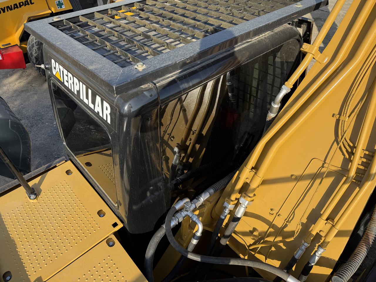 Građevinski strojevi CATERPILLAR Good Condition Used CAT Excavator Japan 330D Original Used Excavator Cat 330D in Stock: slika Građevinski strojevi CATERPILLAR Good Condition Used CAT Excavator Japan 330D Original Used Excavator Cat 330D in Stock