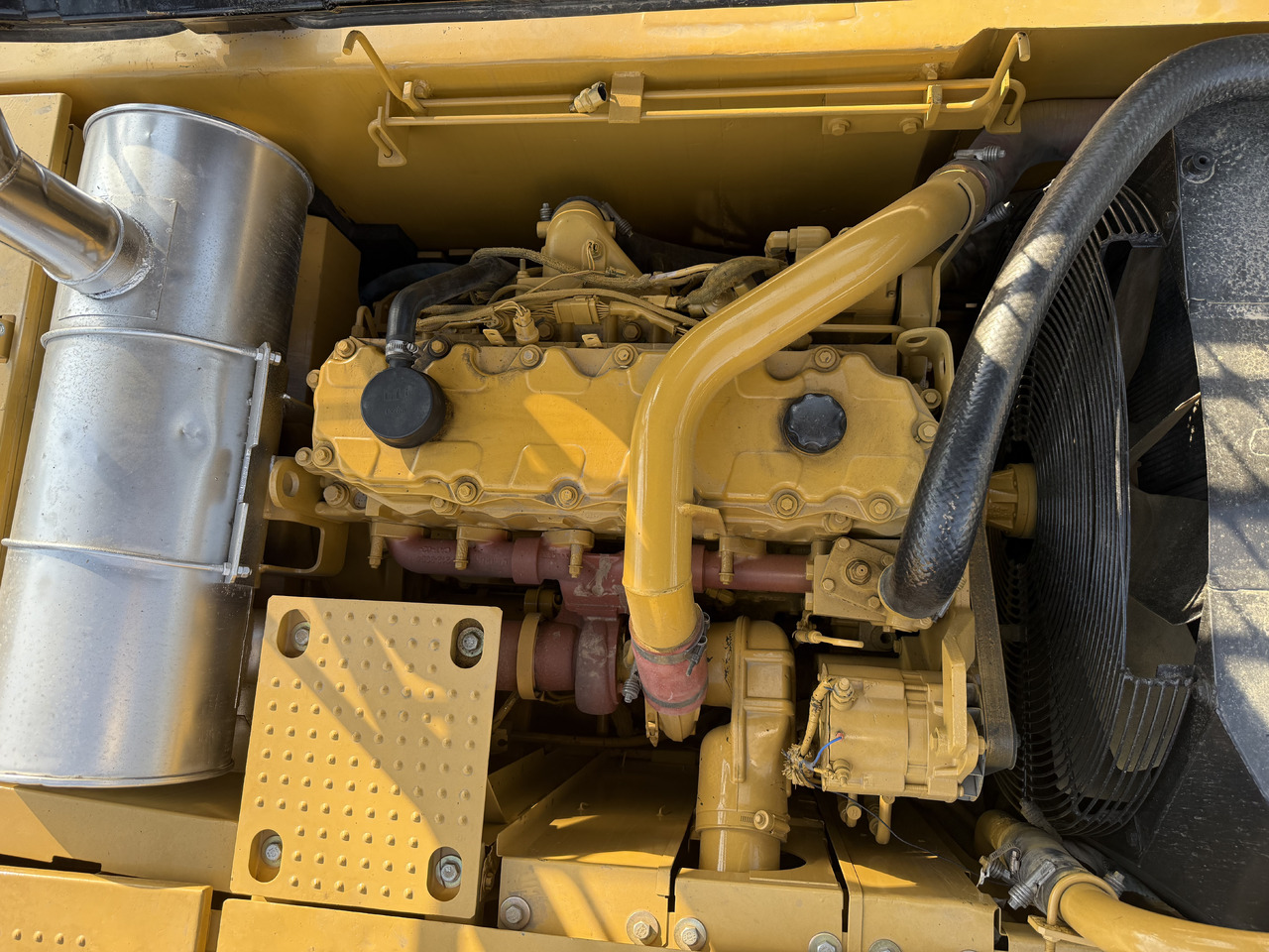 Građevinski strojevi CATERPILLAR Good Condition Used CAT Excavator Japan 330D Original Used Excavator Cat 330D in Stock: slika Građevinski strojevi CATERPILLAR Good Condition Used CAT Excavator Japan 330D Original Used Excavator Cat 330D in Stock