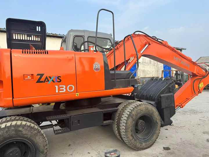 Hot Sale! Used Hitachi ZX130 Wheel Excavator |Excellent Condition| Best Price | Perfect for Construction & Road Projects - Bager na kotačima: slika Hot Sale! Used Hitachi ZX130 Wheel Excavator |Excellent Condition| Best Price | Perfect for Construction & Road Projects - Bager na kotačima Hot Sale! Used Hitachi ZX130 Wheel Excavator |Excellent Condition| Best Price | Perfect for Construction & Road Projects - Bager na kotačima: slika Hot Sale! Used Hitachi ZX130 Wheel Excavator |Excellent Condition| Best Price | Perfect for Construction & Road Projects - Bager na kotačima