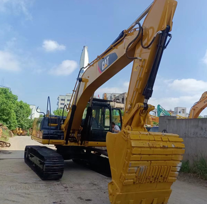 Original CAT 320D Used Excavators Machine CAT 320D 320B Crawler Excavator 20tons Construction Machinery Price - Bager gusjeničar: slika Original CAT 320D Used Excavators Machine CAT 320D 320B Crawler Excavator 20tons Construction Machinery Price - Bager gusjeničar Original CAT 320D Used Excavators Machine CAT 320D 320B Crawler Excavator 20tons Construction Machinery Price - Bager gusjeničar: slika Original CAT 320D Used Excavators Machine CAT 320D 320B Crawler Excavator 20tons Construction Machinery Price - Bager gusjeničar