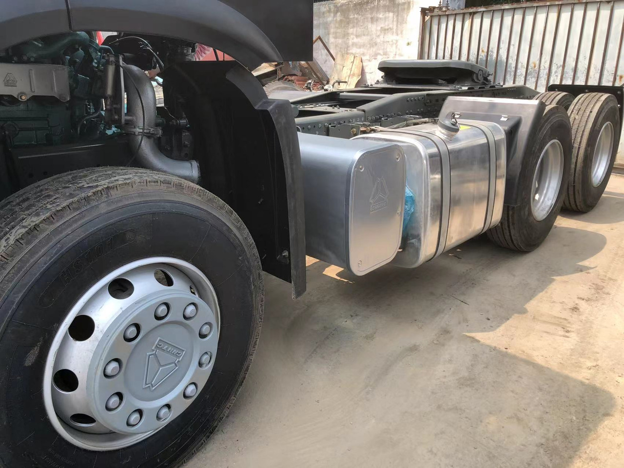 Howo HOWO 371 - Tegljač: slika howo HOWO 371 - Tegljač Howo HOWO 371 - Tegljač: slika howo HOWO 371 - Tegljač