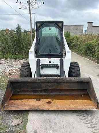 USED BOBCAT S300 Skid-steer Loader with Very Good Performance Is for Sale at a Low Price. S160/s185/s220/330 in Stock - Mini utovarivač: slika USED BOBCAT S300 Skid-steer Loader with Very Good Performance Is for Sale at a Low Price. S160/s185/s220/330 in Stock - Mini utovarivač USED BOBCAT S300 Skid-steer Loader with Very Good Performance Is for Sale at a Low Price. S160/s185/s220/330 in Stock - Mini utovarivač: slika USED BOBCAT S300 Skid-steer Loader with Very Good Performance Is for Sale at a Low Price. S160/s185/s220/330 in Stock - Mini utovarivač