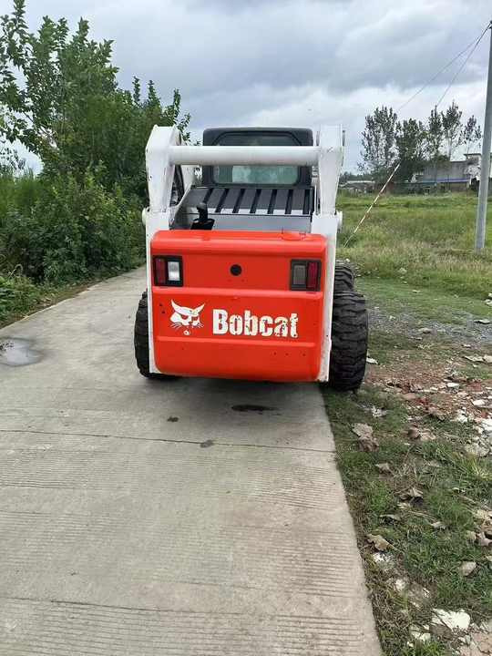 USED BOBCAT S300 Skid-steer Loader with Very Good Performance Is for Sale at a Low Price. S160/s185/s220/330 in Stock - Mini utovarivač: slika USED BOBCAT S300 Skid-steer Loader with Very Good Performance Is for Sale at a Low Price. S160/s185/s220/330 in Stock - Mini utovarivač USED BOBCAT S300 Skid-steer Loader with Very Good Performance Is for Sale at a Low Price. S160/s185/s220/330 in Stock - Mini utovarivač: slika USED BOBCAT S300 Skid-steer Loader with Very Good Performance Is for Sale at a Low Price. S160/s185/s220/330 in Stock - Mini utovarivač