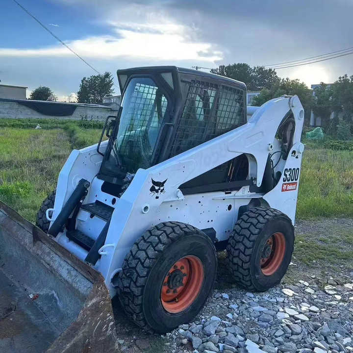 Used Bob Cat Bob Cat S300 Used Mini Skid Steer Wheel Loader Multifunctional Track Loaders Bobcat S300 - Mini utovarivač: slika Used Bob Cat Bob Cat S300 Used Mini Skid Steer Wheel Loader Multifunctional Track Loaders Bobcat S300 - Mini utovarivač Used Bob Cat Bob Cat S300 Used Mini Skid Steer Wheel Loader Multifunctional Track Loaders Bobcat S300 - Mini utovarivač: slika Used Bob Cat Bob Cat S300 Used Mini Skid Steer Wheel Loader Multifunctional Track Loaders Bobcat S300 - Mini utovarivač