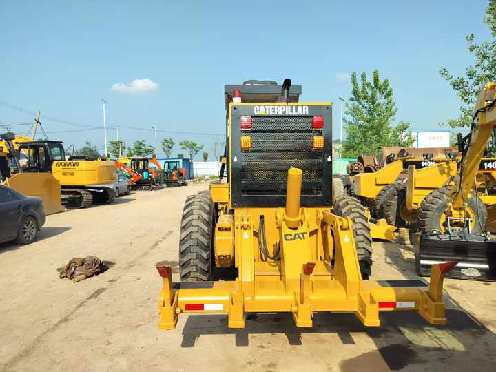 Used CAT 140H Motor Grader From Japan with Excellent Performance Caterpillar 140h in Good Condition for Sale - Grejder: slika Used CAT 140H Motor Grader From Japan with Excellent Performance Caterpillar 140h in Good Condition for Sale - Grejder Used CAT 140H Motor Grader From Japan with Excellent Performance Caterpillar 140h in Good Condition for Sale - Grejder: slika Used CAT 140H Motor Grader From Japan with Excellent Performance Caterpillar 140h in Good Condition for Sale - Grejder
