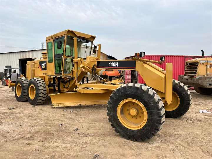 Used CAT 140H Motor Grader From Japan with Excellent Performance Caterpillar 140h in Good Condition for Sale - Grejder: slika Used CAT 140H Motor Grader From Japan with Excellent Performance Caterpillar 140h in Good Condition for Sale - Grejder Used CAT 140H Motor Grader From Japan with Excellent Performance Caterpillar 140h in Good Condition for Sale - Grejder: slika Used CAT 140H Motor Grader From Japan with Excellent Performance Caterpillar 140h in Good Condition for Sale - Grejder