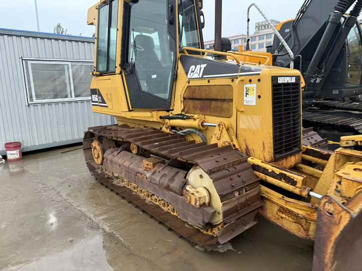 Used Cat D5G Crawler Bulldozer Original CAT Brand Bulldozer Second Hand Cat D5H D5 D5C D5N D5M LGP Dozer for Sale - Buldožer: slika Used Cat D5G Crawler Bulldozer Original CAT Brand Bulldozer Second Hand Cat D5H D5 D5C D5N D5M LGP Dozer for Sale - Buldožer Used Cat D5G Crawler Bulldozer Original CAT Brand Bulldozer Second Hand Cat D5H D5 D5C D5N D5M LGP Dozer for Sale - Buldožer: slika Used Cat D5G Crawler Bulldozer Original CAT Brand Bulldozer Second Hand Cat D5H D5 D5C D5N D5M LGP Dozer for Sale - Buldožer