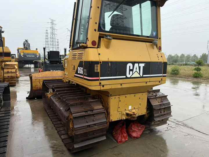 Used Cat D5G Crawler Bulldozer Original CAT Brand Bulldozer Second Hand Cat D5H D5 D5C D5N D5M LGP Dozer for Sale - Buldožer: slika Used Cat D5G Crawler Bulldozer Original CAT Brand Bulldozer Second Hand Cat D5H D5 D5C D5N D5M LGP Dozer for Sale - Buldožer Used Cat D5G Crawler Bulldozer Original CAT Brand Bulldozer Second Hand Cat D5H D5 D5C D5N D5M LGP Dozer for Sale - Buldožer: slika Used Cat D5G Crawler Bulldozer Original CAT Brand Bulldozer Second Hand Cat D5H D5 D5C D5N D5M LGP Dozer for Sale - Buldožer