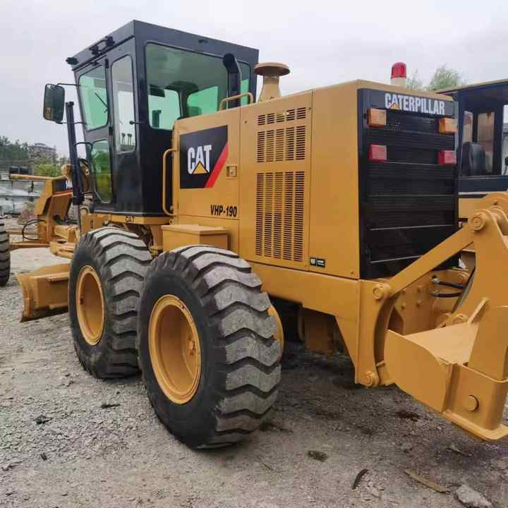 Used Caterpillar CAT 140H Land Road Motor Grader CAT140 CAT140H Used Grader Cheap Price for Sale - Grejder: slika Used Caterpillar CAT 140H Land Road Motor Grader CAT140 CAT140H Used Grader Cheap Price for Sale - Grejder Used Caterpillar CAT 140H Land Road Motor Grader CAT140 CAT140H Used Grader Cheap Price for Sale - Grejder: slika Used Caterpillar CAT 140H Land Road Motor Grader CAT140 CAT140H Used Grader Cheap Price for Sale - Grejder