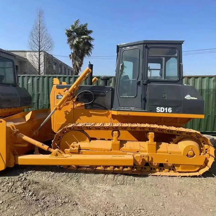 Used China Made SD16 Construction Machinery Shantui SD16 Crawler Bulldozer Earthmoving Machine Used Bulldozer - Buldožer: slika Used China Made SD16 Construction Machinery Shantui SD16 Crawler Bulldozer Earthmoving Machine Used Bulldozer - Buldožer Used China Made SD16 Construction Machinery Shantui SD16 Crawler Bulldozer Earthmoving Machine Used Bulldozer - Buldožer: slika Used China Made SD16 Construction Machinery Shantui SD16 Crawler Bulldozer Earthmoving Machine Used Bulldozer - Buldožer