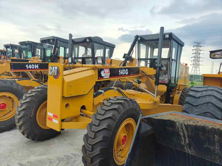Used Construction Machinery Caterpillar 140G Grader Cat140G Wheeled Grader Cheap Price Hot Sale - Grejder: slika Used Construction Machinery Caterpillar 140G Grader Cat140G Wheeled Grader Cheap Price Hot Sale - Grejder Used Construction Machinery Caterpillar 140G Grader Cat140G Wheeled Grader Cheap Price Hot Sale - Grejder: slika Used Construction Machinery Caterpillar 140G Grader Cat140G Wheeled Grader Cheap Price Hot Sale - Grejder