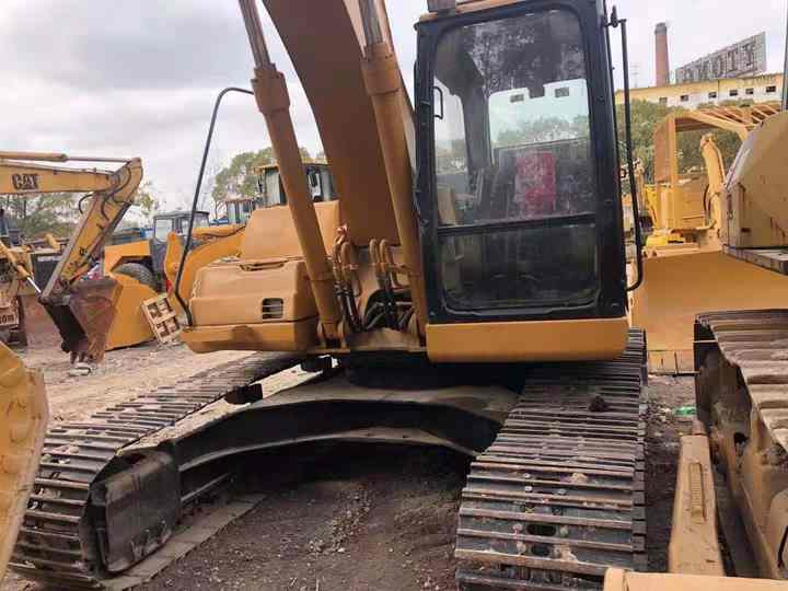 Used Digger CAT 320BL Construction Machinery Construction Digger Used CAT 320BL Cheap Excavator - Bager gusjeničar: slika Used Digger CAT 320BL Construction Machinery Construction Digger Used CAT 320BL Cheap Excavator - Bager gusjeničar Used Digger CAT 320BL Construction Machinery Construction Digger Used CAT 320BL Cheap Excavator - Bager gusjeničar: slika Used Digger CAT 320BL Construction Machinery Construction Digger Used CAT 320BL Cheap Excavator - Bager gusjeničar