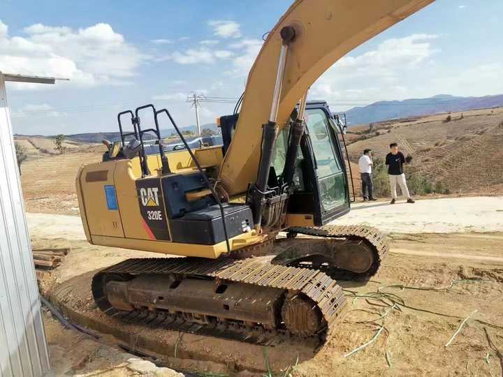 Used Digger CAT 320E Construction Machinery Construction Digger UsedCAT 320E Cheap Excavator - Bager gusjeničar: slika Used Digger CAT 320E Construction Machinery Construction Digger UsedCAT 320E Cheap Excavator - Bager gusjeničar Used Digger CAT 320E Construction Machinery Construction Digger UsedCAT 320E Cheap Excavator - Bager gusjeničar: slika Used Digger CAT 320E Construction Machinery Construction Digger UsedCAT 320E Cheap Excavator - Bager gusjeničar