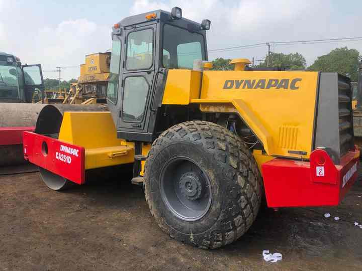 Used Dynapac Ca251d Road Roller for Sale Dynapac Ca251d Ca301d Road Roller - Kompaktor: slika Used Dynapac Ca251d Road Roller for Sale Dynapac Ca251d Ca301d Road Roller - Kompaktor Used Dynapac Ca251d Road Roller for Sale Dynapac Ca251d Ca301d Road Roller - Kompaktor: slika Used Dynapac Ca251d Road Roller for Sale Dynapac Ca251d Ca301d Road Roller - Kompaktor