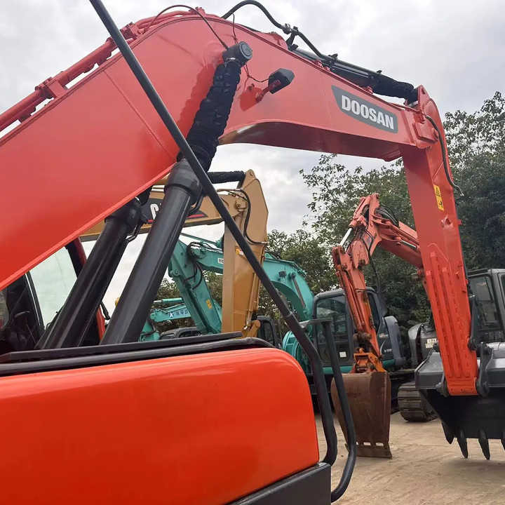 Used Excavator Doosan DX225LC-9 Excavators Mini Equipment Earth Moving Machinery Doosan Digger Excavator for Sale - Bager gusjeničar: slika Used Excavator Doosan DX225LC-9 Excavators Mini Equipment Earth Moving Machinery Doosan Digger Excavator for Sale - Bager gusjeničar Used Excavator Doosan DX225LC-9 Excavators Mini Equipment Earth Moving Machinery Doosan Digger Excavator for Sale - Bager gusjeničar: slika Used Excavator Doosan DX225LC-9 Excavators Mini Equipment Earth Moving Machinery Doosan Digger Excavator for Sale - Bager gusjeničar