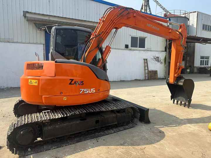 Zakup  Used HITACHI ZX-75 Used HITACHI ZX-75: slika Zakup  Used HITACHI ZX-75 Used HITACHI ZX-75