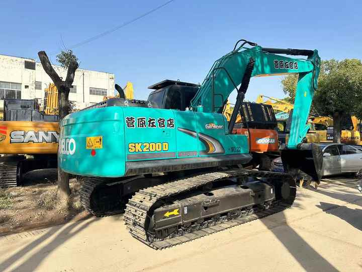 Used Japan Kobelco SK200-8 Crawler Excavator New Arrival Earth-moving Machine for Sale - Bager gusjeničar: slika Used Japan Kobelco SK200-8 Crawler Excavator New Arrival Earth-moving Machine for Sale - Bager gusjeničar Used Japan Kobelco SK200-8 Crawler Excavator New Arrival Earth-moving Machine for Sale - Bager gusjeničar: slika Used Japan Kobelco SK200-8 Crawler Excavator New Arrival Earth-moving Machine for Sale - Bager gusjeničar