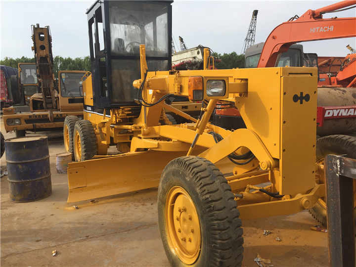 Used Komatsu GD305 Motor Grader Cheap Price Komatsu Road Grader GD305 Good Condition in China - Grejder: slika Used Komatsu GD305 Motor Grader Cheap Price Komatsu Road Grader GD305 Good Condition in China - Grejder Used Komatsu GD305 Motor Grader Cheap Price Komatsu Road Grader GD305 Good Condition in China - Grejder: slika Used Komatsu GD305 Motor Grader Cheap Price Komatsu Road Grader GD305 Good Condition in China - Grejder