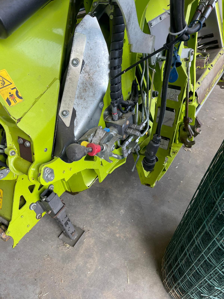 Silažni kombajn CLAAS JAGUAR 990: slika Silažni kombajn CLAAS JAGUAR 990