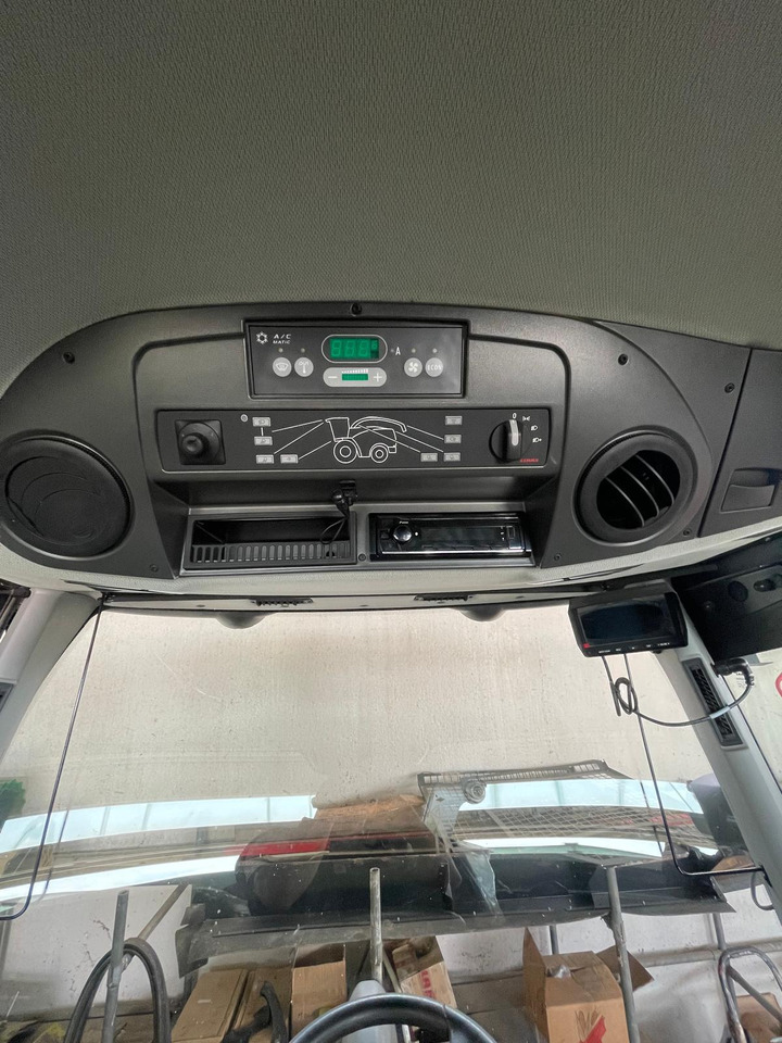 Silažni kombajn CLAAS JAGUAR 990: slika Silažni kombajn CLAAS JAGUAR 990