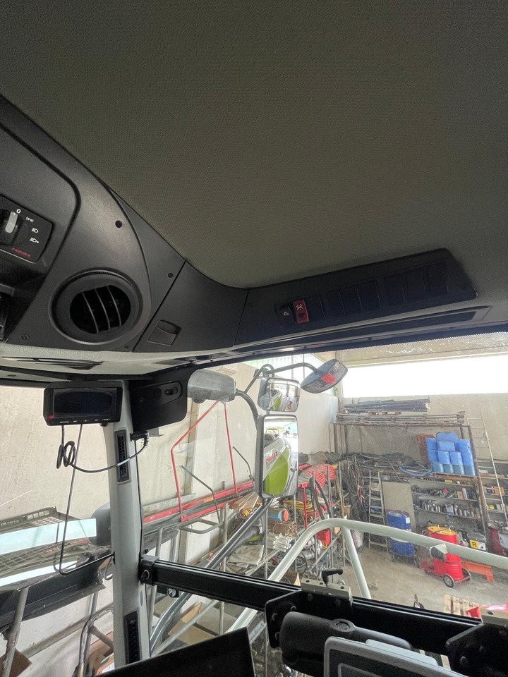 Silažni kombajn CLAAS JAGUAR 990: slika Silažni kombajn CLAAS JAGUAR 990