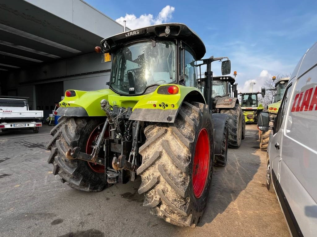 Claas Arion 650 - Traktor: slika Claas Arion 650 - Traktor Claas Arion 650 - Traktor: slika Claas Arion 650 - Traktor