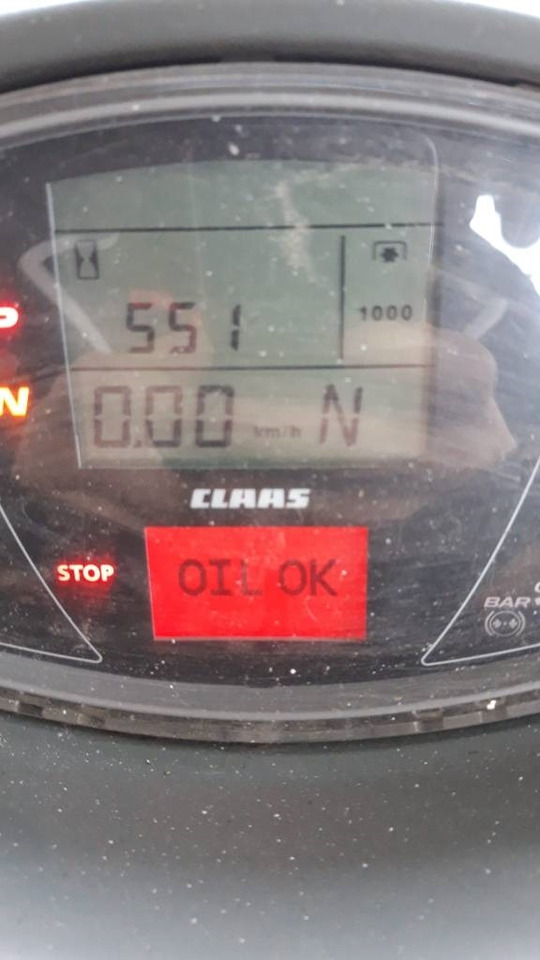 Claas Axion 830 Cmatic - Traktor: slika Claas Axion 830 Cmatic - Traktor Claas Axion 830 Cmatic - Traktor: slika Claas Axion 830 Cmatic - Traktor