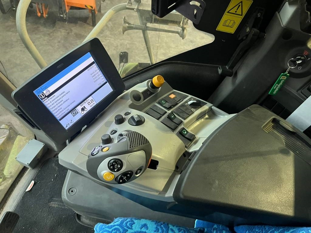 Claas Jaguar 970  - Silažni kombajn: slika Claas Jaguar 970  - Silažni kombajn Claas Jaguar 970  - Silažni kombajn: slika Claas Jaguar 970  - Silažni kombajn