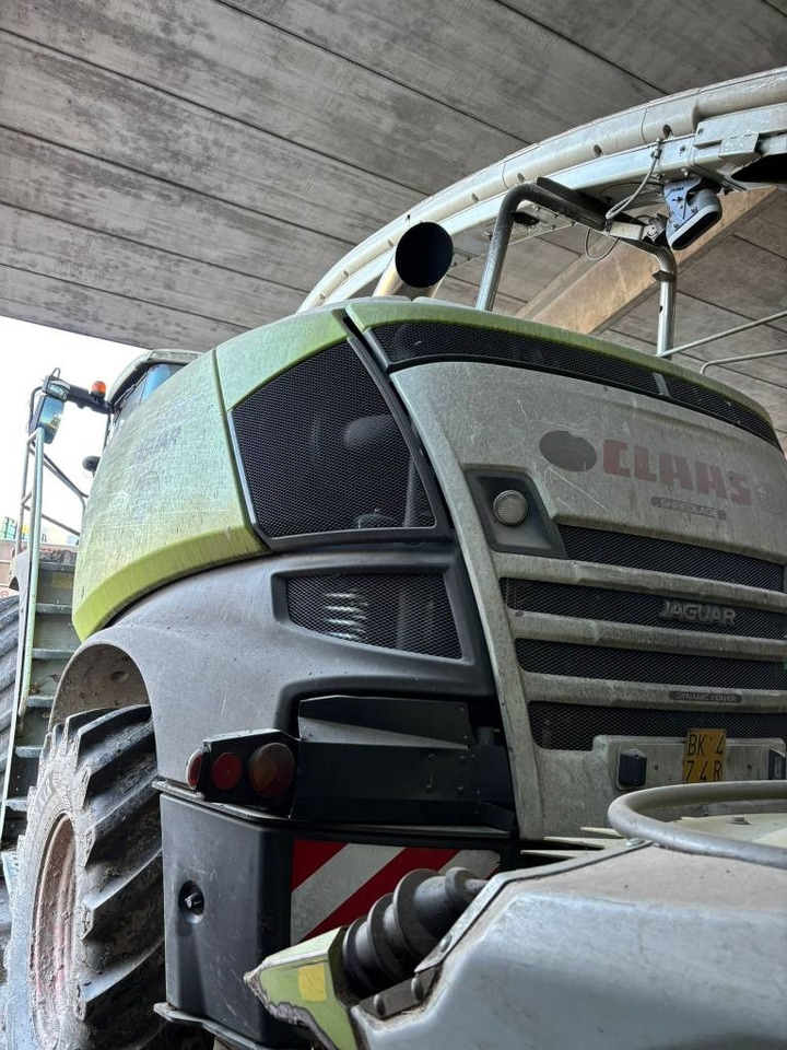 Claas Jaguar 970 - Silažni kombajn: slika Claas Jaguar 970 - Silažni kombajn Claas Jaguar 970 - Silažni kombajn: slika Claas Jaguar 970 - Silažni kombajn
