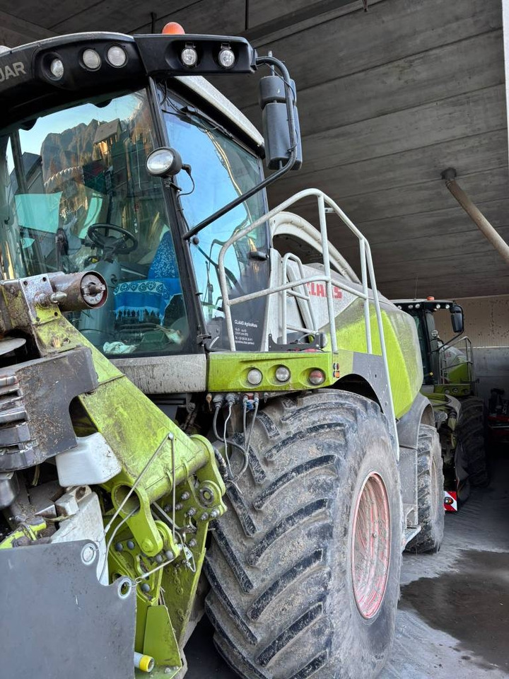Claas Jaguar 970  - Silažni kombajn: slika Claas Jaguar 970  - Silažni kombajn Claas Jaguar 970  - Silažni kombajn: slika Claas Jaguar 970  - Silažni kombajn