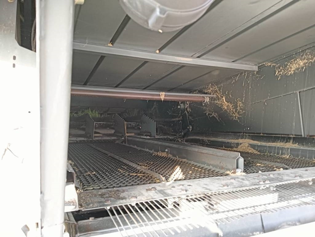 Claas Lexion 570  - Kombajn za žetvu: slika Claas Lexion 570  - Kombajn za žetvu Claas Lexion 570  - Kombajn za žetvu: slika Claas Lexion 570  - Kombajn za žetvu