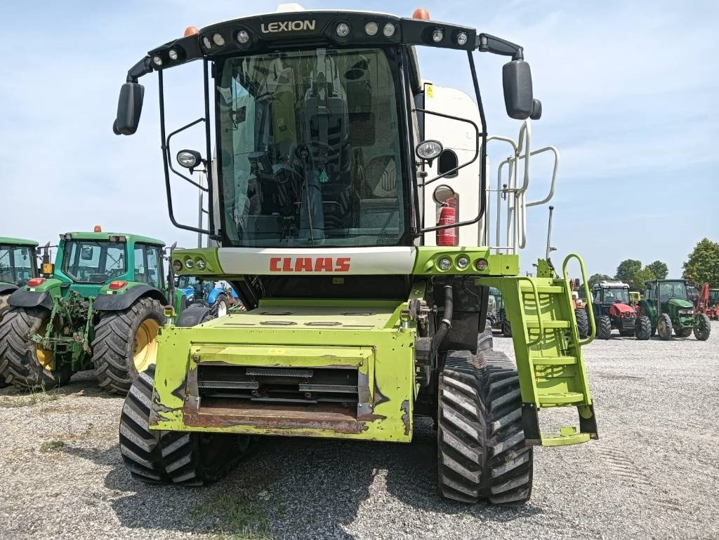 Claas Lexion 760 TT - Kombajn za žetvu: slika Claas Lexion 760 TT - Kombajn za žetvu Claas Lexion 760 TT - Kombajn za žetvu: slika Claas Lexion 760 TT - Kombajn za žetvu