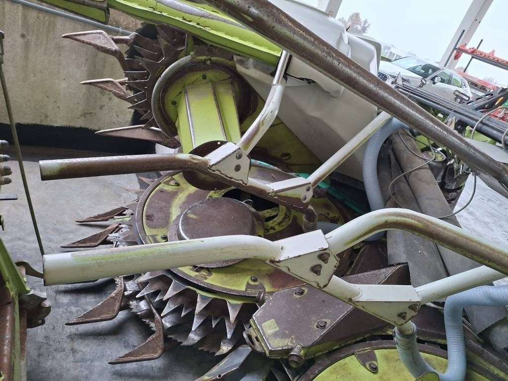 Claas Orbis 450 - Oprema za prevrtanje sijena: slika Claas Orbis 450 - Oprema za prevrtanje sijena Claas Orbis 450 - Oprema za prevrtanje sijena: slika Claas Orbis 450 - Oprema za prevrtanje sijena