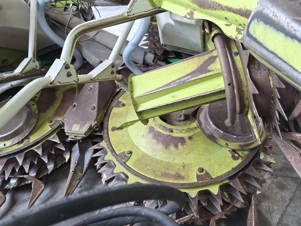 Claas Orbis 450 - Oprema za prevrtanje sijena: slika Claas Orbis 450 - Oprema za prevrtanje sijena Claas Orbis 450 - Oprema za prevrtanje sijena: slika Claas Orbis 450 - Oprema za prevrtanje sijena