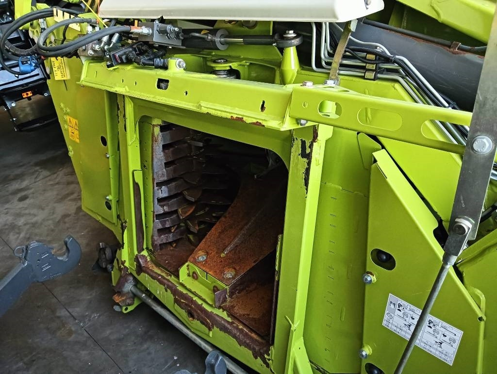 Claas Orbis 750 - Silažni kombajn: slika Claas Orbis 750 - Silažni kombajn Claas Orbis 750 - Silažni kombajn: slika Claas Orbis 750 - Silažni kombajn