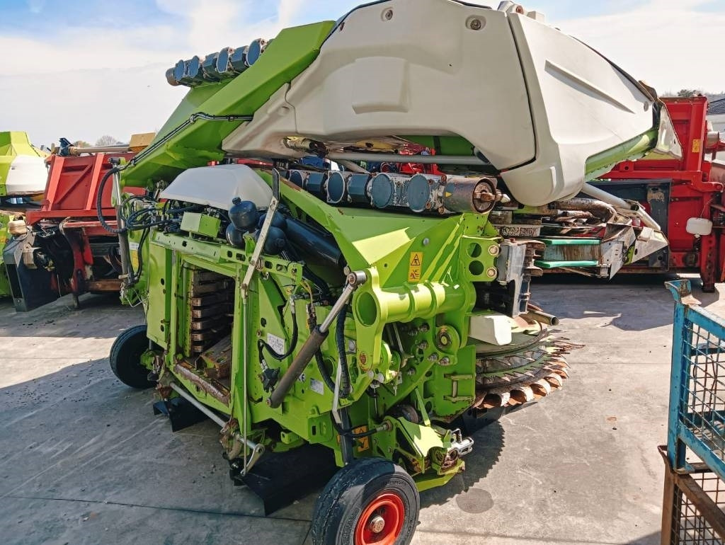 Claas Orbis 900 - Oprema za prevrtanje sijena: slika Claas Orbis 900 - Oprema za prevrtanje sijena Claas Orbis 900 - Oprema za prevrtanje sijena: slika Claas Orbis 900 - Oprema za prevrtanje sijena