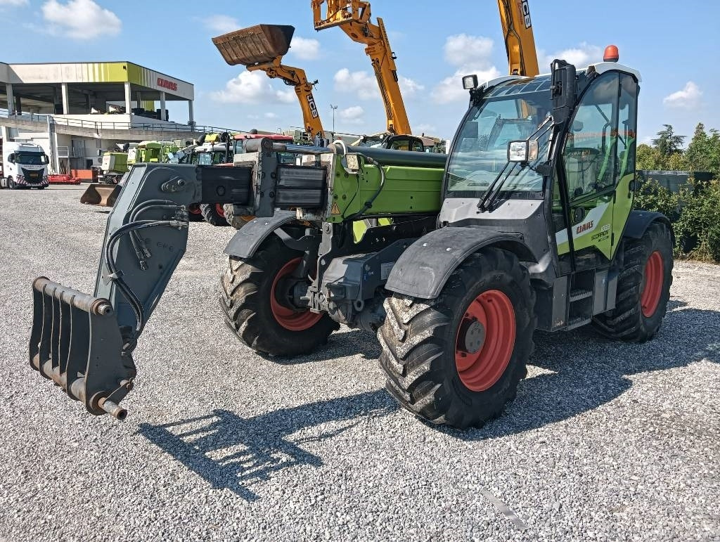 Teleskopski rukovatelj Claas Scorpion 1033: slika Teleskopski rukovatelj Claas Scorpion 1033