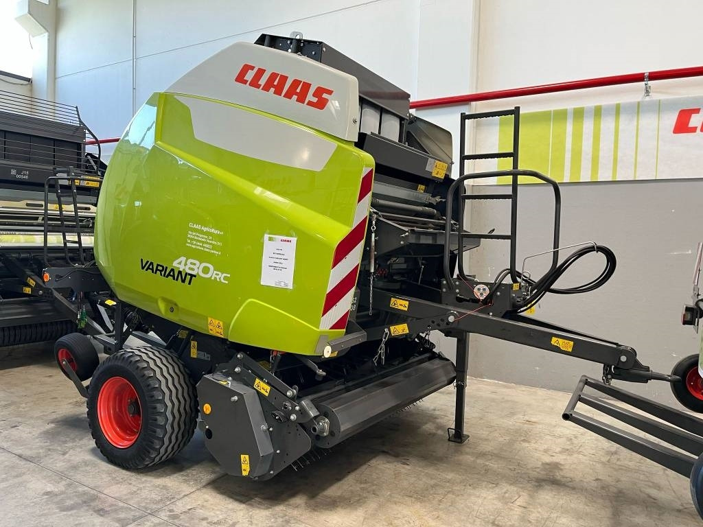 Claas Variant 480 RC - Rolo balirka: slika Claas Variant 480 RC - Rolo balirka Claas Variant 480 RC - Rolo balirka: slika Claas Variant 480 RC - Rolo balirka