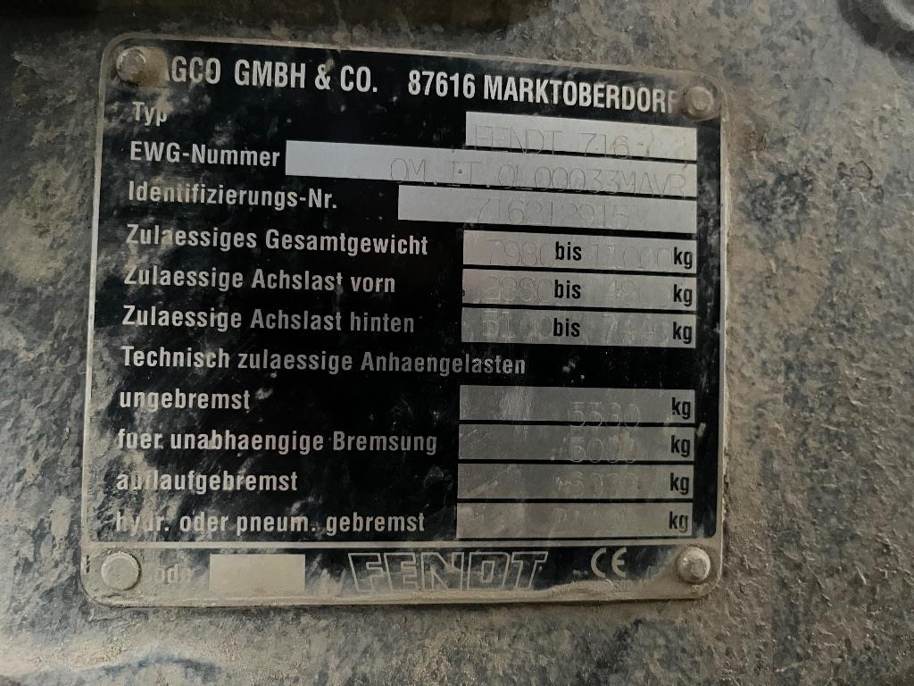 Fendt Favorit 716 Vario - Traktor: slika Fendt Favorit 716 Vario - Traktor Fendt Favorit 716 Vario - Traktor: slika Fendt Favorit 716 Vario - Traktor