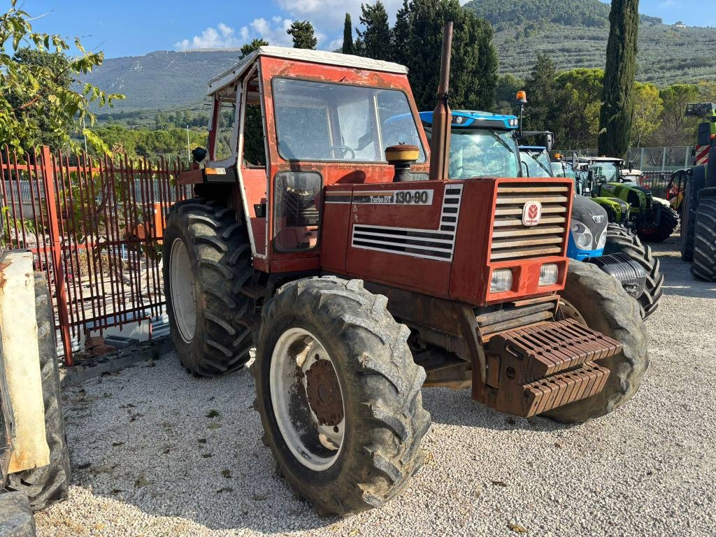 Fiatagri 130/90 DT - Traktor: slika Fiatagri 130/90 DT - Traktor Fiatagri 130/90 DT - Traktor: slika Fiatagri 130/90 DT - Traktor